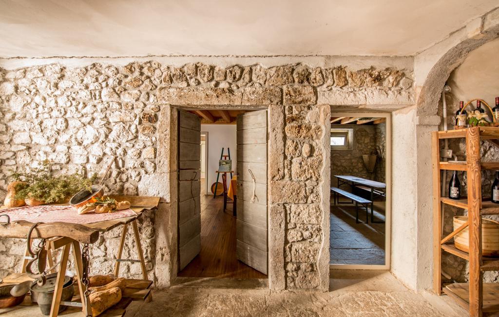 Agriturismo Borgo Titol Tramonti di Sopra 外观 照片